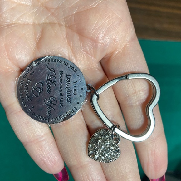 Mom daughter visual 3D light & keychain. New. Never used. Uses usb port. - Picture 4 of 4